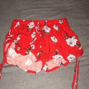Floral flowy shorts